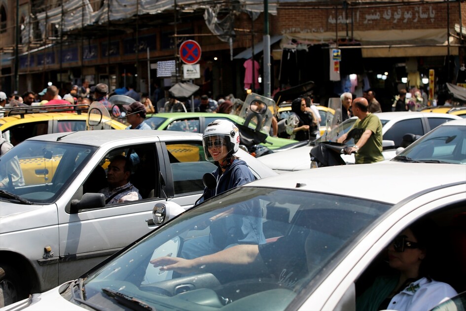 طهران.. عودة الحياة اليومية إلى وتيرتها الطبيعية مع سريان وقف إطلاق النار