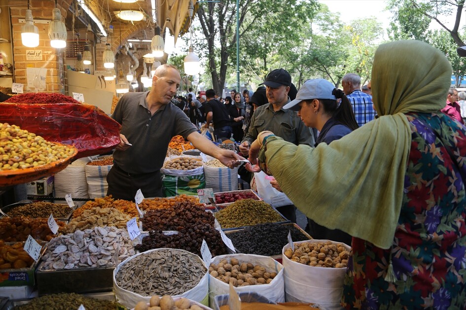 طهران.. عودة الحياة اليومية إلى وتيرتها الطبيعية مع سريان وقف إطلاق النار