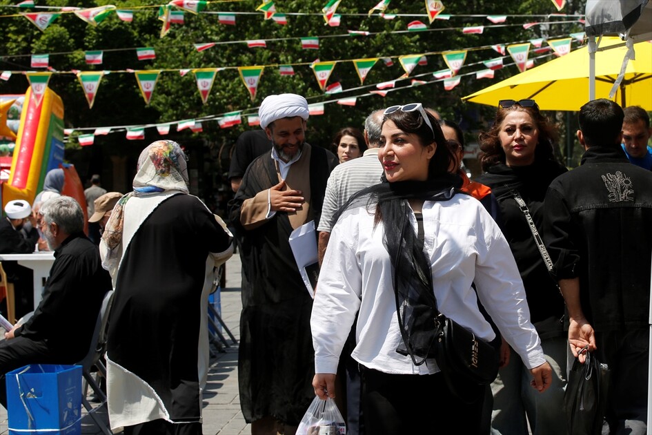 طهران.. عودة الحياة اليومية إلى وتيرتها الطبيعية مع سريان وقف إطلاق النار