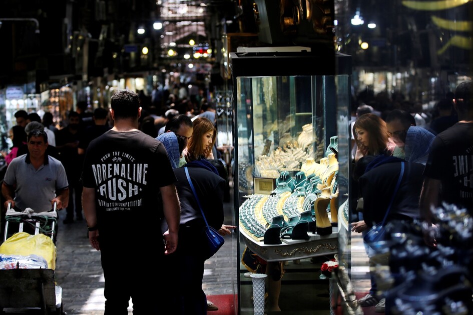 طهران.. عودة الحياة اليومية إلى وتيرتها الطبيعية مع سريان وقف إطلاق النار