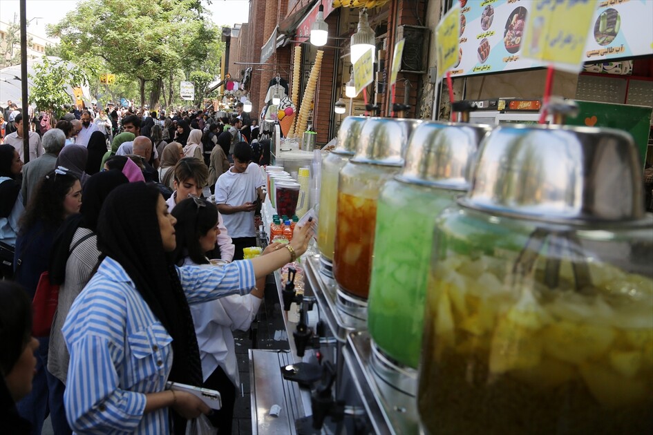 طهران.. عودة الحياة اليومية إلى وتيرتها الطبيعية مع سريان وقف إطلاق النار