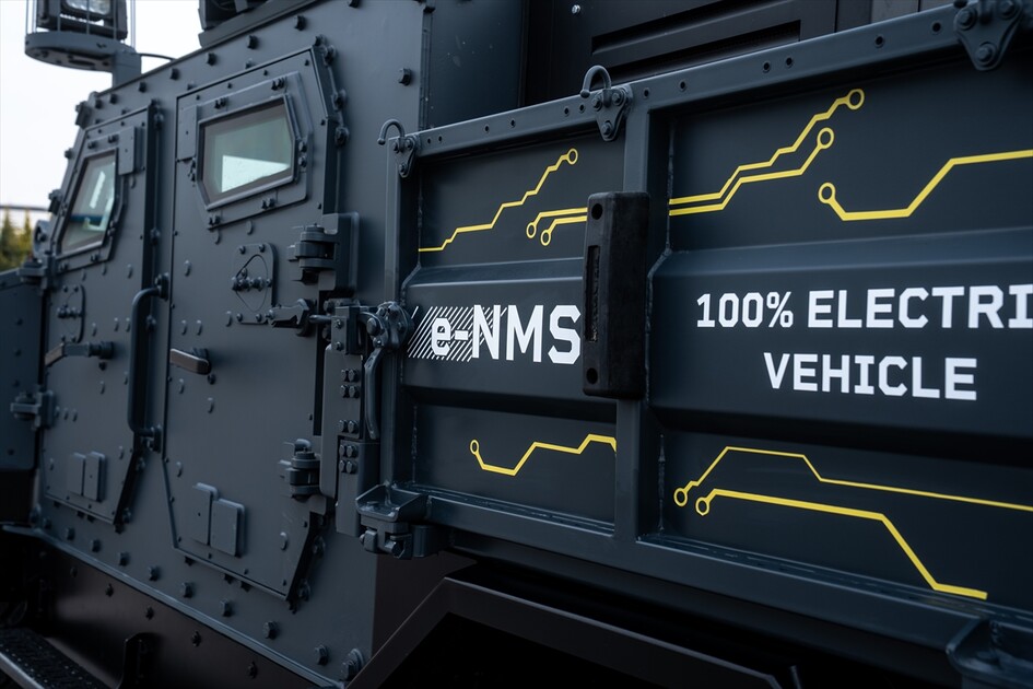 تقنيات الطاقة النظيفة.. مدرعات كهربائية تركية في معرض