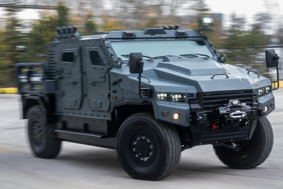 تقنيات الطاقة النظيفة.. مدرعات كهربائية تركية في معرض