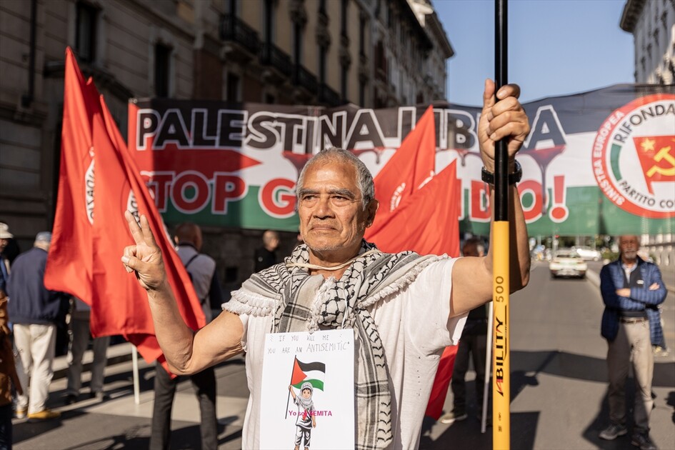 İsrail ordusunun Küresel Sumud Filosu'na saldırısı Milano'da protesto edildi