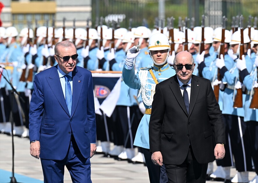 أنقرة.. الرئيس أردوغان يستقبل نظيره الجزائري بمراسم رسمية