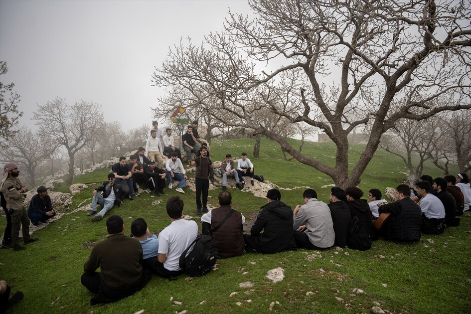 قەڵای شووش؛ ئاوێتەبوونی سروشت و مێژوو لە ئاکرێ