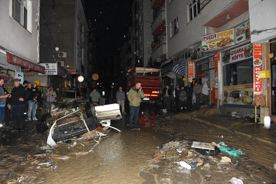 Samsun'da sağanak etkili oldu