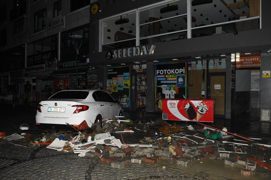 Samsun'da sağanak etkili oldu