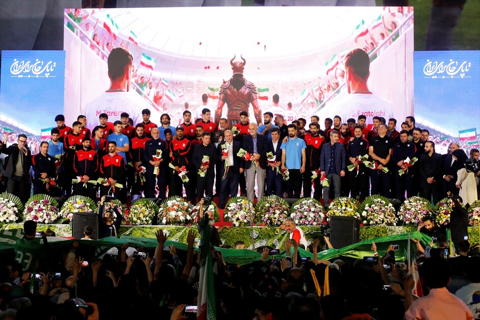 Dünya Kupası'na katılacak İran Milli Futbol Takımı için Tahran’da tören düzenlendi