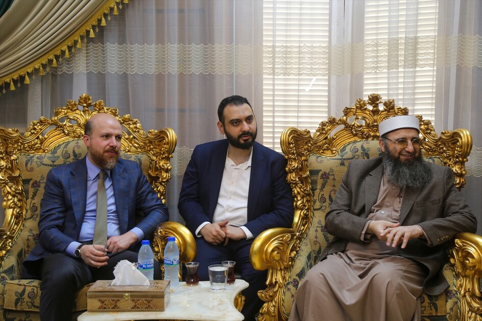 وفد تركي يجري جولة في محافظة حلب السورية