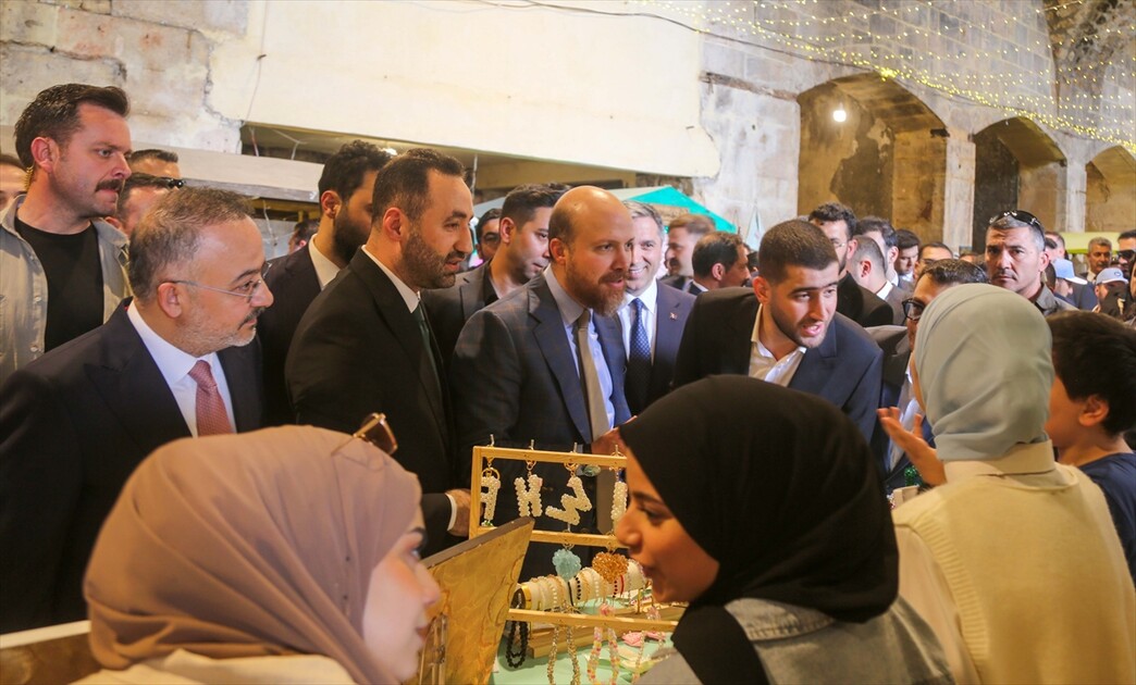 وفد تركي يجري جولة في محافظة حلب السورية