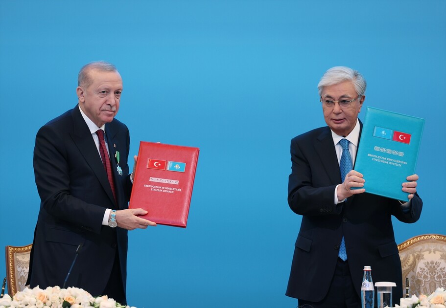 Türkiye ile Kazakistan arasında ikili anlaşmalar imzalandı