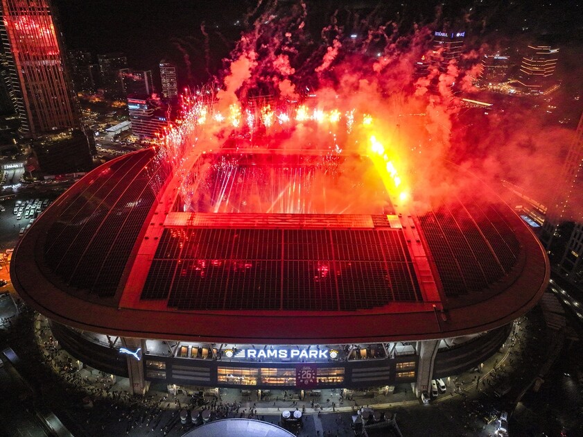 Galatasaray Futbol Takımı, RAMS Park'ta şampiyonluğu kutladı