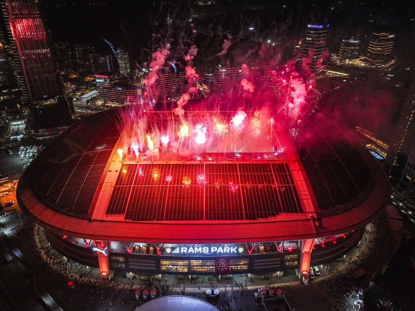 Galatasaray Futbol Takımı, RAMS Park'ta şampiyonluğu kutladı