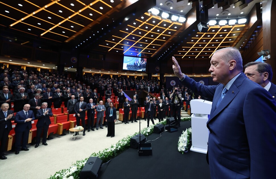 Cumhurbaşkanı Erdoğan, TOBB Hizmet Şeref Belgesi ve Plaket Takdim Töreni'ne katıldı