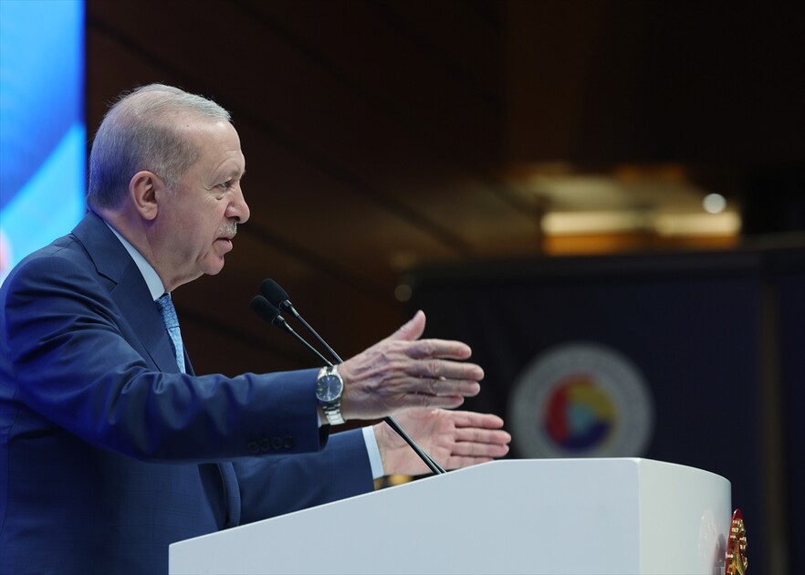 Cumhurbaşkanı Erdoğan, TOBB Hizmet Şeref Belgesi ve Plaket Takdim Töreni'ne katıldı