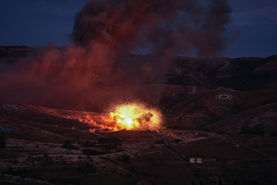 EFES-2026 Tatbikatı'nın gece safhası