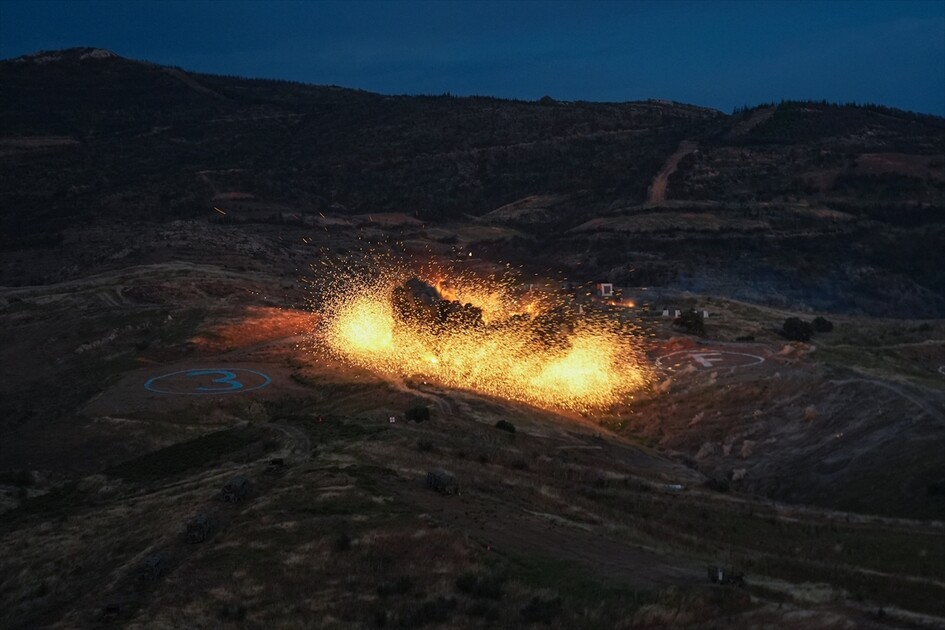 EFES-2026 Tatbikatı'nın gece safhası