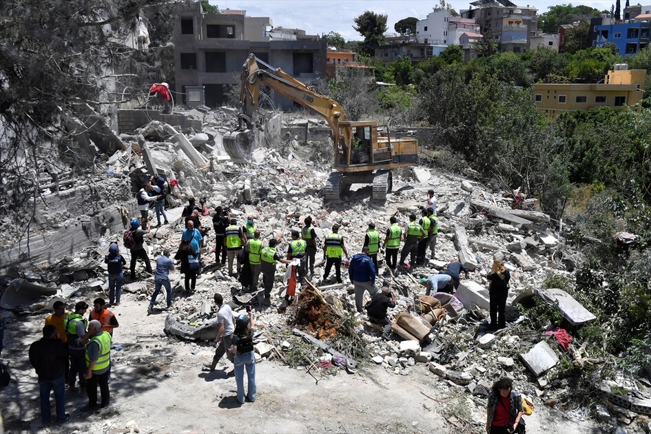 İsrail ordusu Lübnan’ın güneyine yönelik saldırılarını sürdürüyor