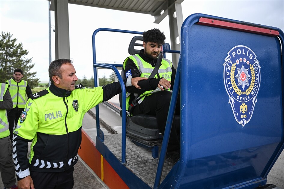 AA'nın 29. Dönem Savaş Muhabirliği Eğitimi 11. gününde devam ediyor