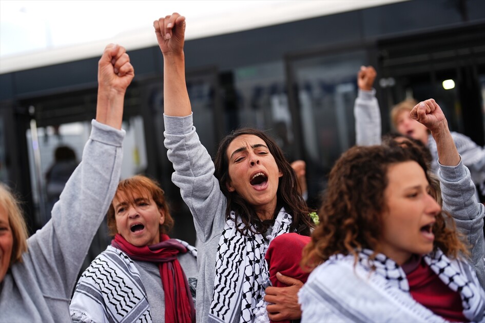 Aktivistët e ndaluar të Flotiljes Globale Sumud mbërrijnë në Stamboll