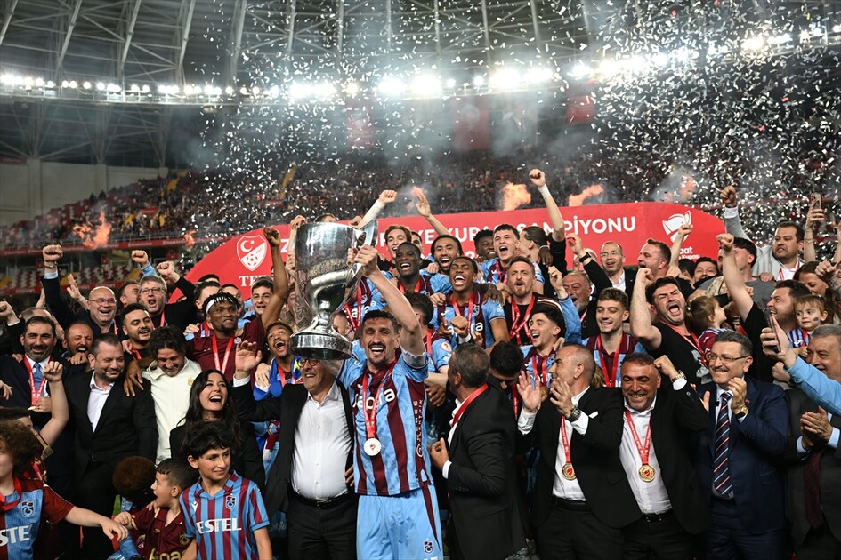 Trabzonspor, 10. kez Türkiye Kupası'nı kazandı