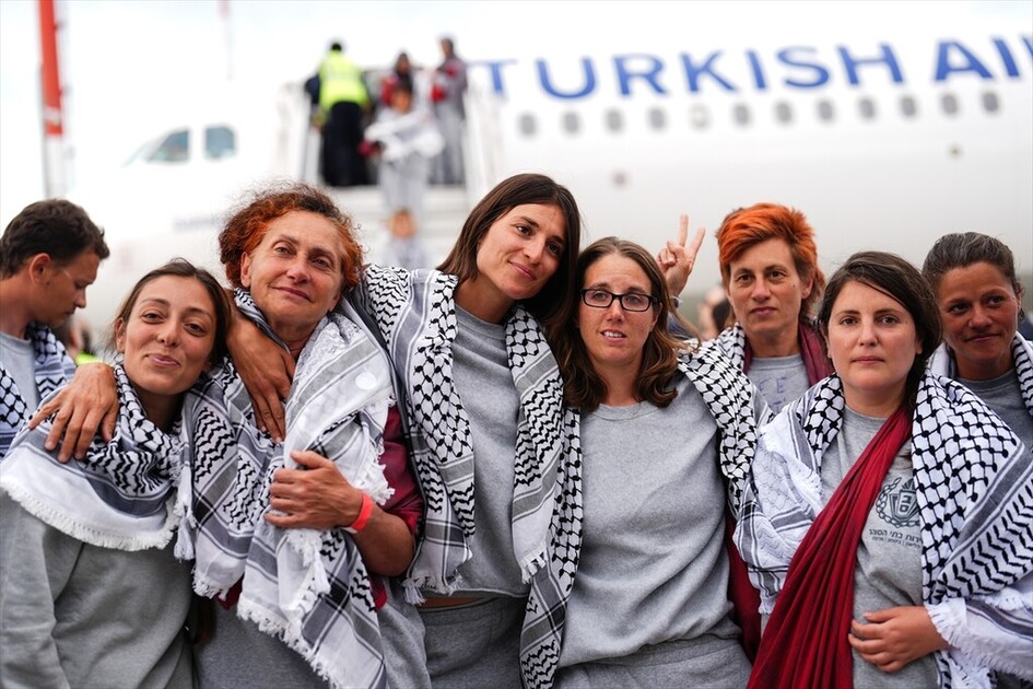 Участники флотилии Global Sumud рассказали об израильском насилии после задержания