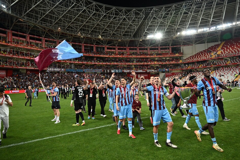 Trabzonspor, 10. kez Türkiye Kupası'nı kazandı