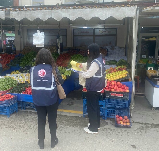 Anadolu Otoyolu'nun Düzce kesiminde bayram tatili yoğunluğu sürüyor