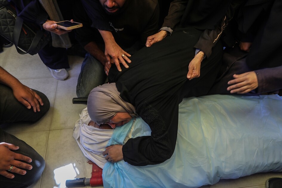 İsrail'in Han Yunus'a düzenlediği saldırıda bir çocuk yaşamını yitirdi