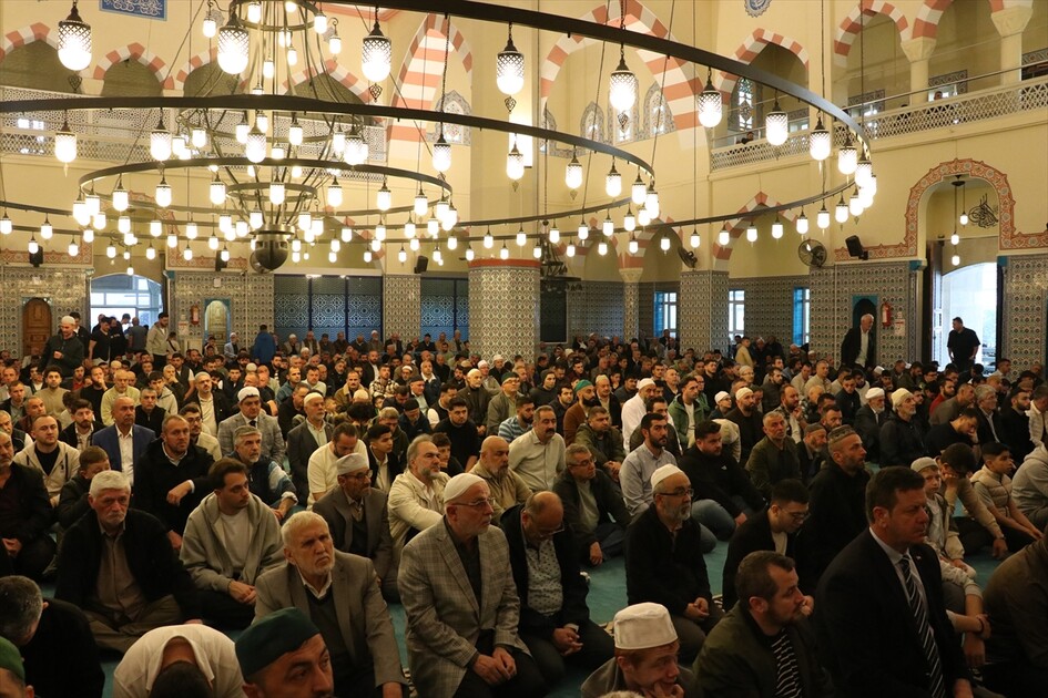 Sakarya'da Kurban Bayramı namazı kılındı
