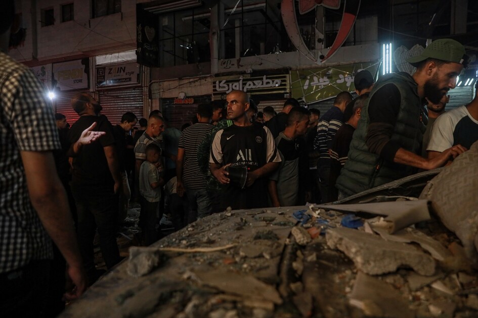 عشية الأضحى.. مقتل 9 فلسطينيين بغارات إسرائيلية في قطاع غزة