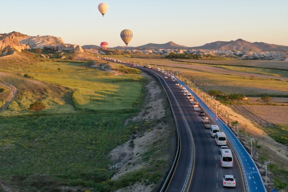 Kurban Bayramı tatilinde Kapadokya'da yerli turist yoğunluğu yaşanıyor