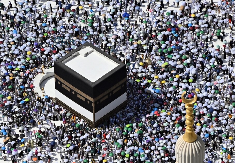 Hacılar Kabe'ye vedaya hazırlanıyor