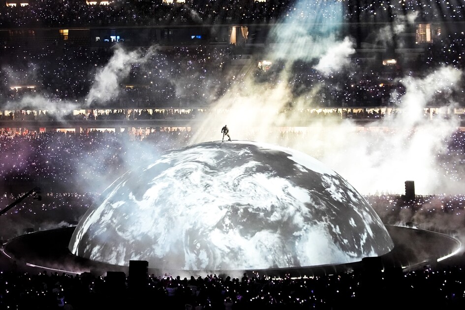 Dünyaca ünlü rapçi Kanye West, ilk kez İstanbul'da konser verdi