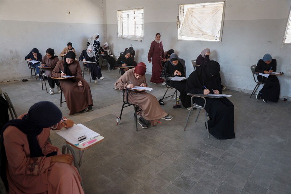 لأول مرة منذ الإبادة بغزة.. بدء امتحانات ثانوية معاهد الأزهر