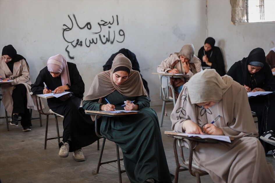 لأول مرة منذ الإبادة بغزة.. بدء امتحانات ثانوية معاهد الأزهر