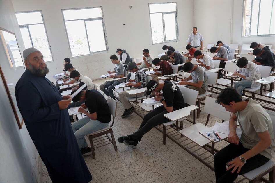 لأول مرة منذ الإبادة بغزة.. بدء امتحانات ثانوية معاهد الأزهر