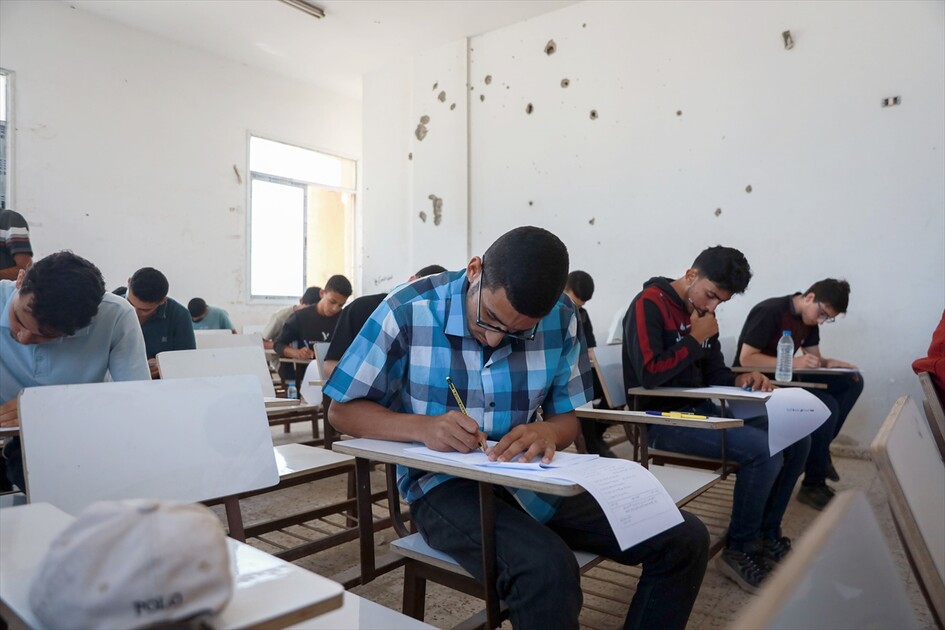 لأول مرة منذ الإبادة بغزة.. بدء امتحانات ثانوية معاهد الأزهر