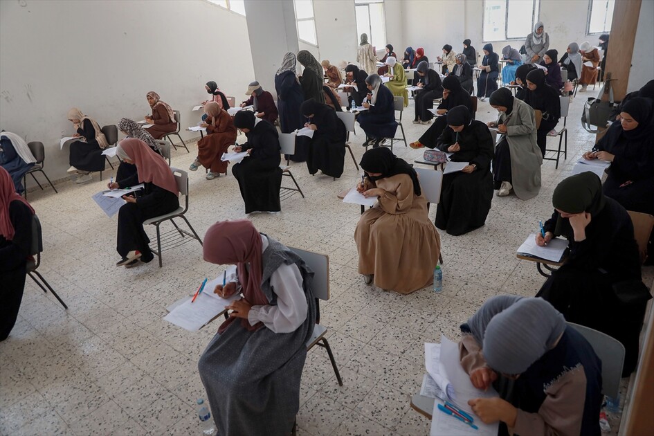 لأول مرة منذ الإبادة بغزة.. بدء امتحانات ثانوية معاهد الأزهر