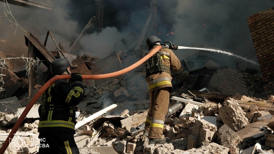 Kiev Belediye Başkanı Kliçko, kentin yoğun hava saldırısı altında olduğunu açıkladı
