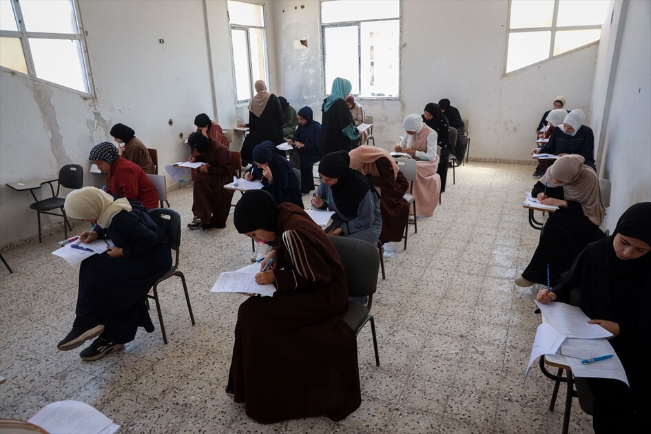 لأول مرة منذ الإبادة بغزة.. بدء امتحانات ثانوية معاهد الأزهر