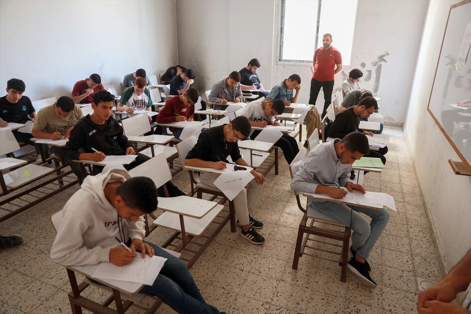 لأول مرة منذ الإبادة بغزة.. بدء امتحانات ثانوية معاهد الأزهر