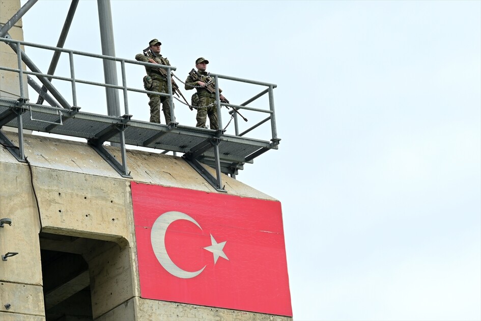 TSK'nın keskin gözleri hedefi 12'den vuruyor