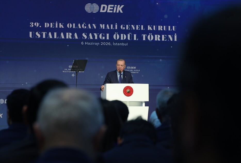Cumhurbaşkanı Erdoğan, DEİK 39. Genel Kurulu ve Ustalara Saygı Ödül Töreni'nde konuştu