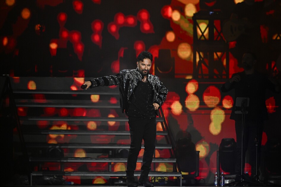 Tarkan, Başkent Millet Bahçesi'nde konser verdi