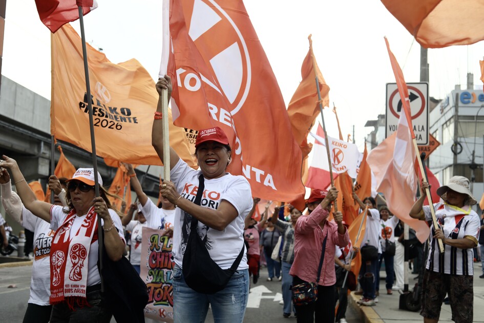 Peru cumhurbaşkanlığı adayları, ikinci tur seçimleri öncesinde düzenlenen münazaraya katıldı
