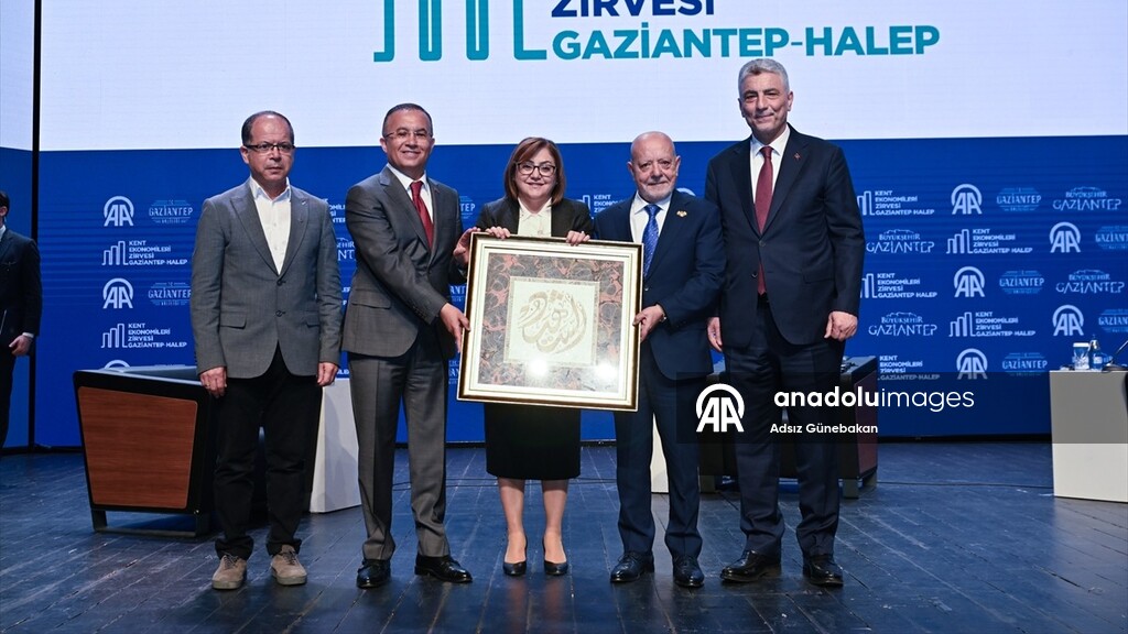 "AA Kent Ekonomileri Zirvesi" Türkiye-Suriye iş dünyasını bir araya getirdi