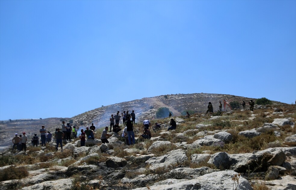 İsrail'in Batı Şeria'daki arazileri Yahudi yerleşim birimlerine dönüştürme planı protesto edildi