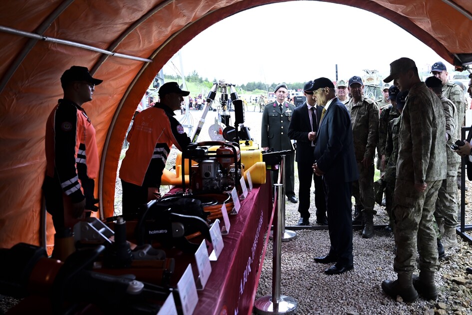 TSK İnsani Yardım Tugayı'nda arama kurtarma tatbikatı düzenlendi